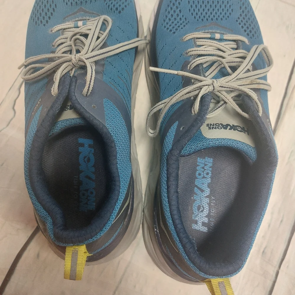 Hoka one one ARAHI 3 - Picture 8 of 9